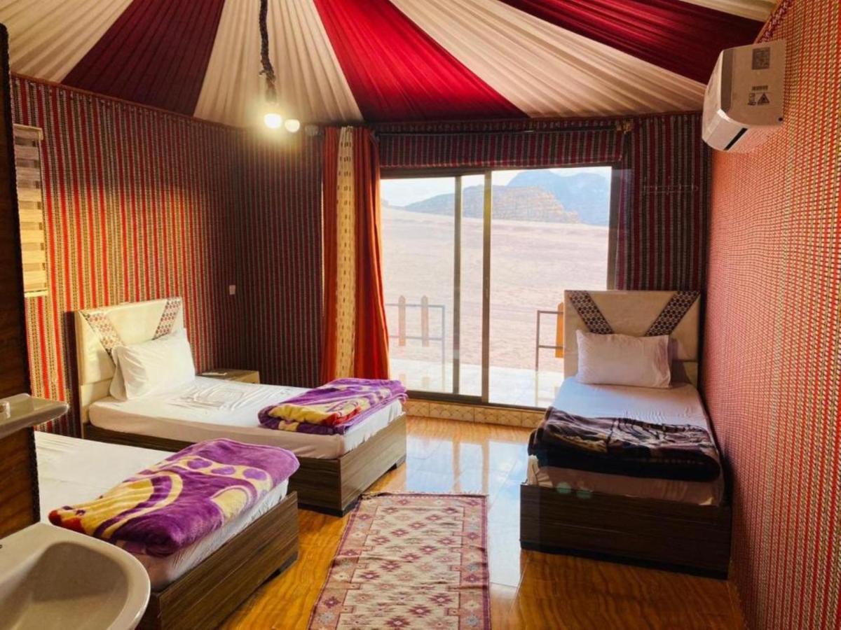 Calm Camp Panzió Rum vádi Kültér fotó